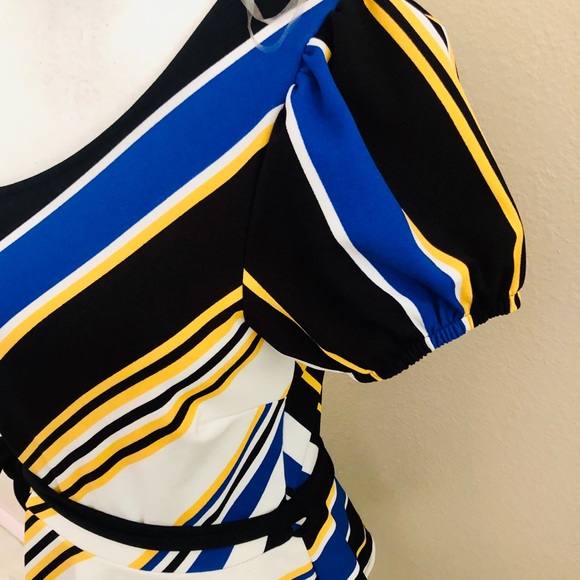 One Sleeve Blue Multi Color Top - Picture 4 of 5